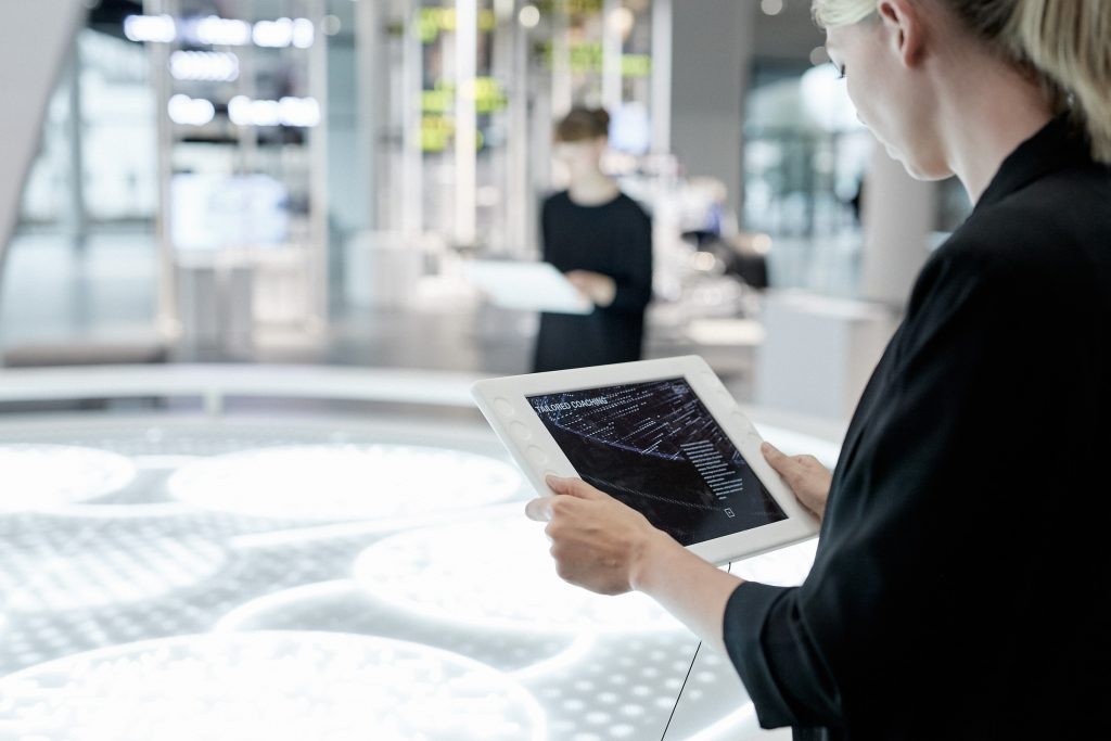 科技企業(yè)展廳設計 科技企業(yè)展廳設計