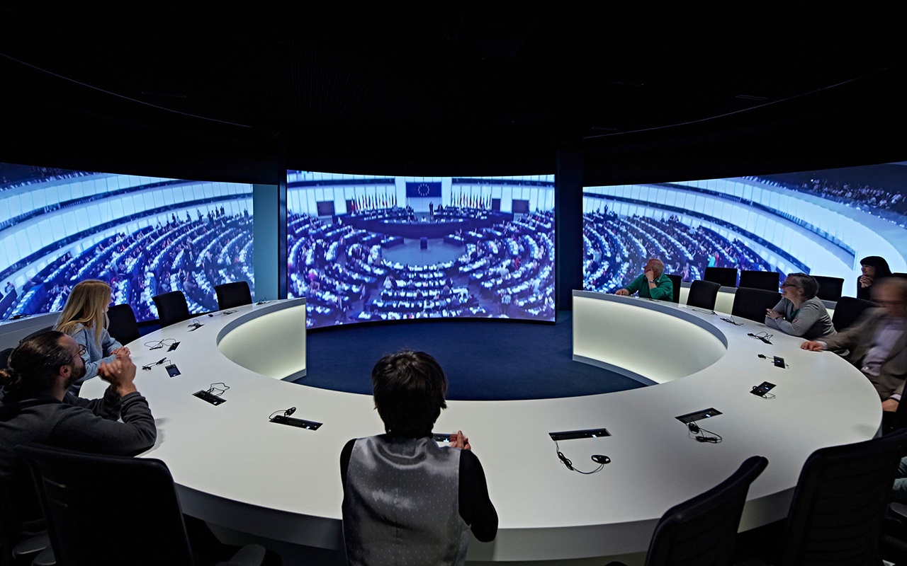 公司展示廳設(shè)計(jì)